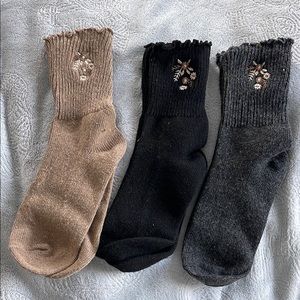 Black and Gray Casual Socks with Floral Design